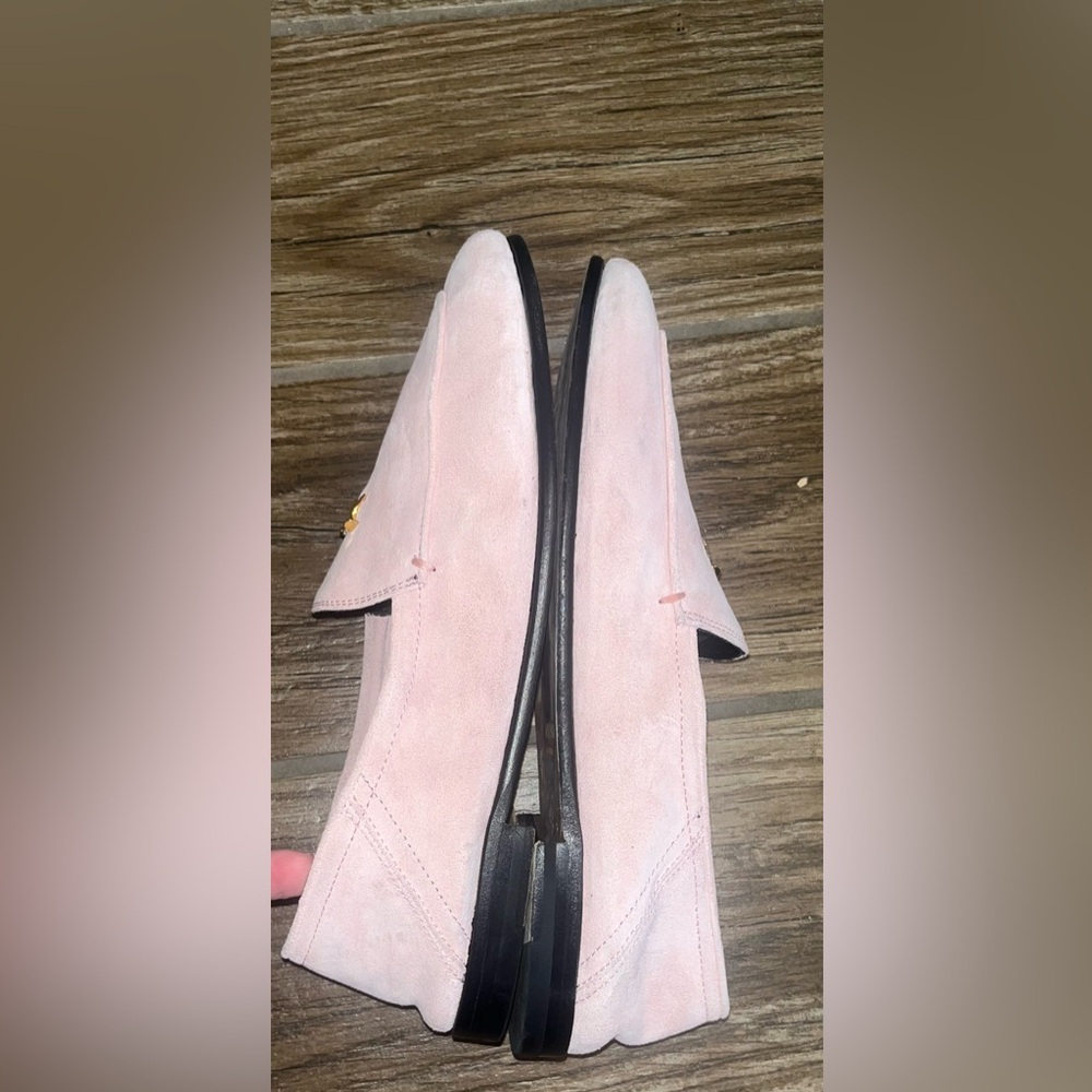 G/FORE Women's Metal Tees Suede Flex Loafers in a light pink - Picture 2 of 7